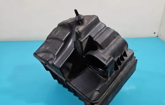 Renault Scenic III - Grand scenic III Air filter box 8200947663 IMPRK1389915