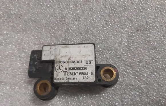 Mercedes-Benz ML W163 Airbag deployment crash/impact sensor a1638200226 1638200226