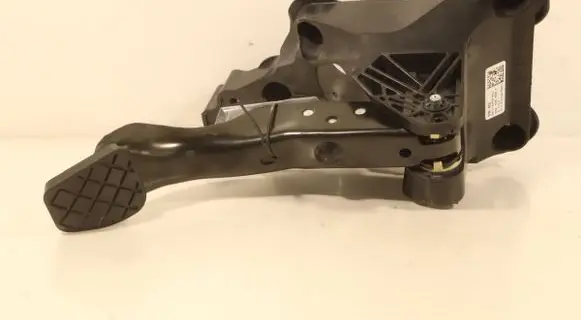 Skoda Scala Clutch pedal 2Q1721058F