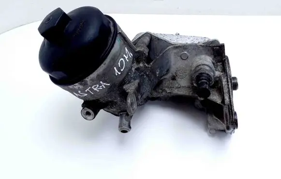 Opel Astra J Engine oil radiator 5989070291 H2745004