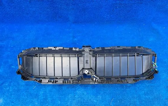 BMW 3 G20 G21 Intercooler air guide/duct channel 5A2DB49