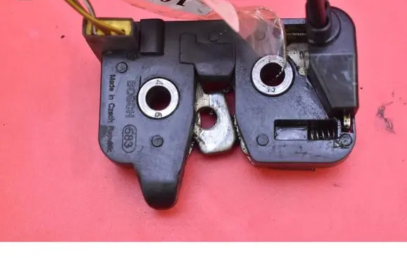 Ford Fusion Tailgate/trunk/boot lock/catch/latch 2S61A43102BC