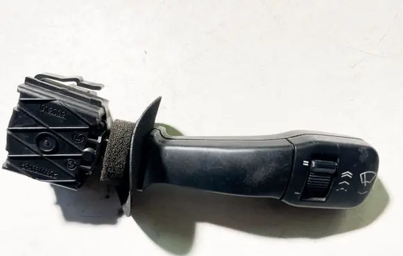 BMW 5 E39 Wiper control stalk 8352013