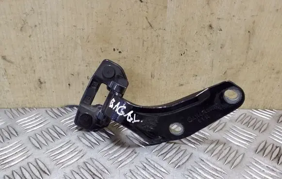 Mercedes-Benz ML W164 Tailgate/trunk/boot hinge A1647400137