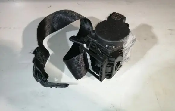 Audi A6 S6 C7 4G Rear seatbelt 4G8857805H
