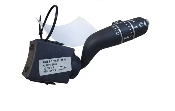 Jaguar XF X250 Wiper control stalk 8W8317A553 G66282007