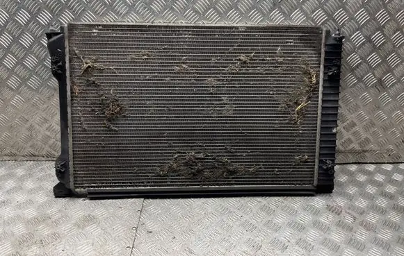 Audi A6 S6 C6 4F Coolant radiator 4F0121251AG