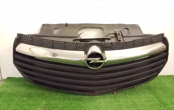 Opel Vivaro Front bumper upper radiator grill 214B37781R 93452300 4231566