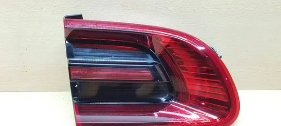 Porsche Macan (95B) Tailgate rear/tail lights 95B945093