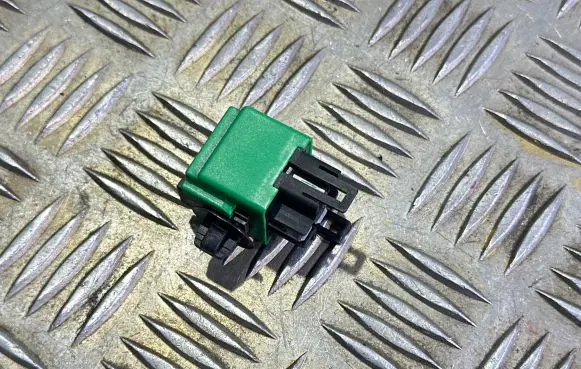KIA Ceed Other relay 952401P100