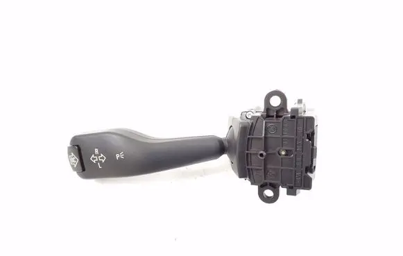 BMW X3 E83 Indicator stalk 8363668