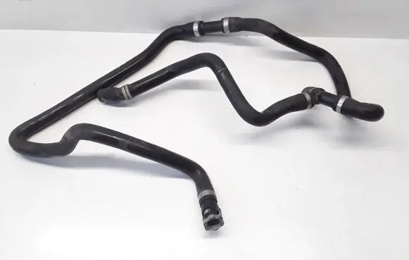 Volvo C30 Engine coolant pipe/hose
