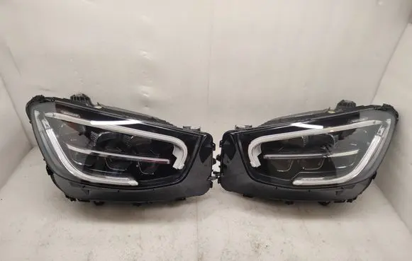 Mercedes-Benz GLC C253 Headlights/headlamps set A2539066901