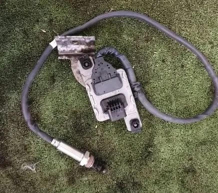 Volkswagen Caddy Lambda probe sensor 04L907805AS