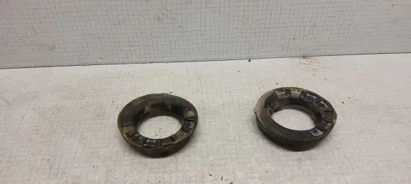 Toyota Verso Front coil spring rubber mount 482570D010