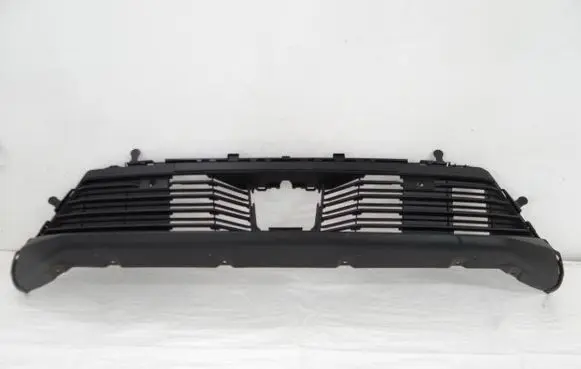 Peugeot Rifter Front bumper lower grill 9857226880