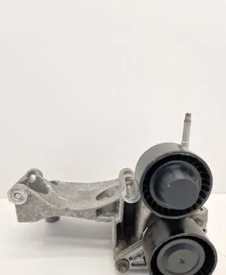 Renault Trafic III (X82) Generator/alternator bracket 117105124R
