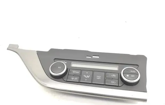 Toyota Auris E180 Interior fan control switch 75F542