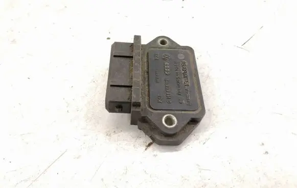 Volkswagen Golf II Engine control unit/module 211905351D