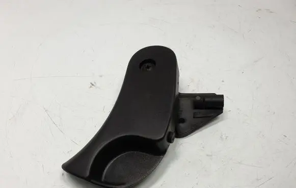 BMW 3 E46 Engine bonnet (hood) release handle 8223163 51238223163