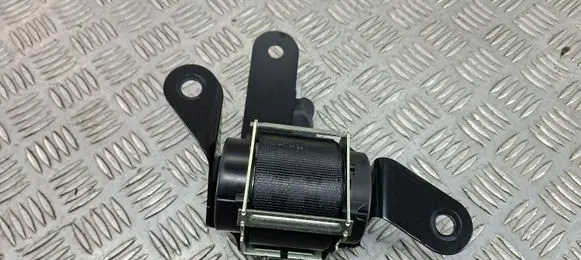 Hyundai Tucson TL Middle seatbelt (rear) 