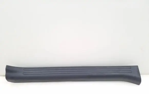 Nissan Juke I F15 Front sill trim cover 769B51KA2A
