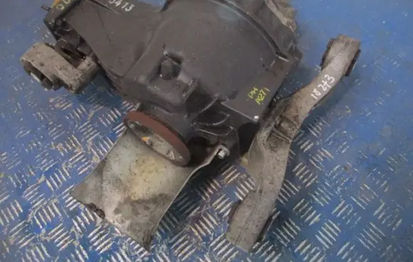 Volkswagen PASSAT B5 Rear differential