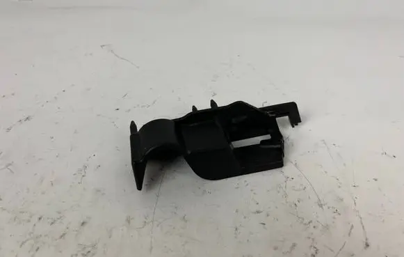 Audi A4 S4 B8 8K Front bumper mounting bracket 8K0807284H