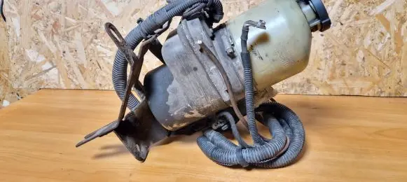 Opel Zafira A Power steering pump 104008500309400