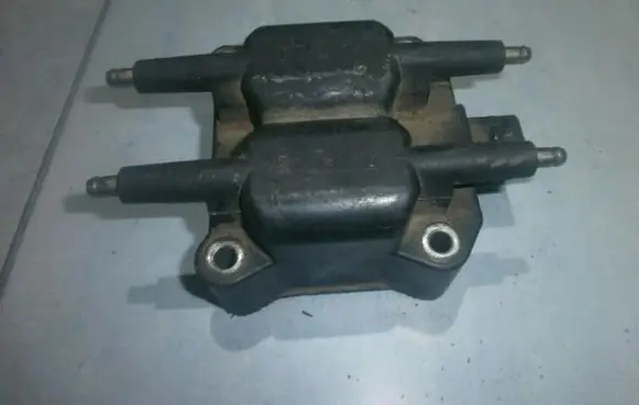 Chrysler Neon I High voltage ignition coil 4557468