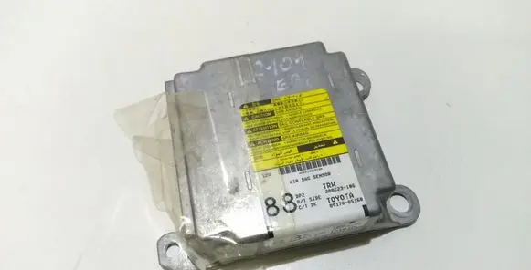 Toyota Avensis T250 Airbag control unit/module 8917005160 208623106