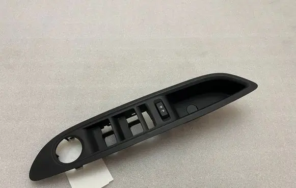 Buick Encore I Front door window switch trim 95025518