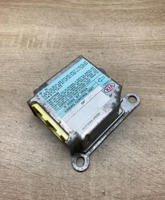 KIA Sportage Airbag control unit/module 0K082677F0A