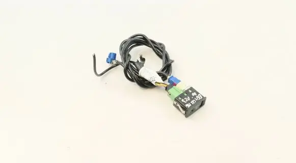 BMW M6 AUX in-socket connector 9189176 61319189176