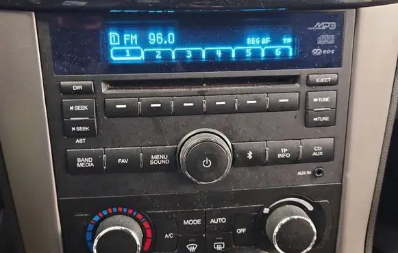 Chevrolet Captiva Radio/CD/DVD/GPS head unit 95193263 IMPRK1504240