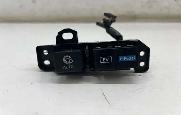 Nissan X-Trail T33 Other switches/knobs/shifts 969TK6RC0A