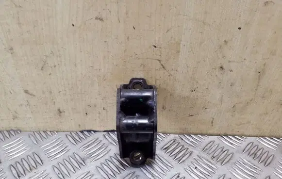 Mercedes-Benz ML W164 Sway bar bush bracket, front 