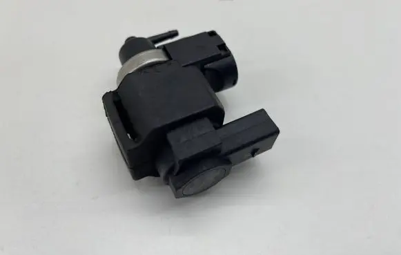 Audi A6 S6 C6 4F Turbo solenoid valve 059906629A