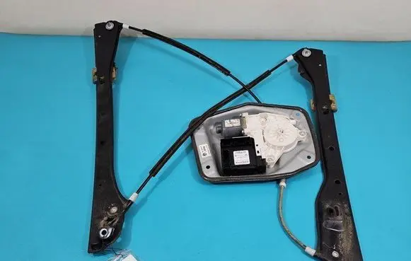 Volkswagen Golf Plus Front door window regulator with motor 5M1837401K IMPRK1444594