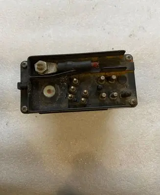 Mercedes-Benz E W124 Glow plug pre-heat relay 0075459832 849131