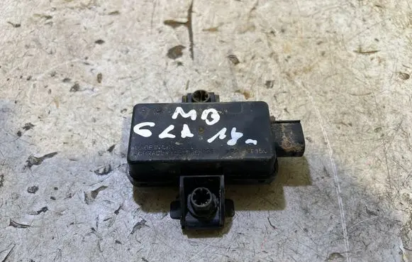 Mercedes-Benz GLA W156 X156 Tire pressure control unit CCAB11LP5580T2 A0009017803 A0009020417
