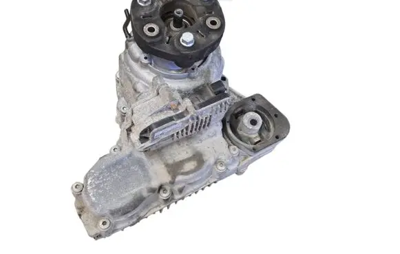 BMW X1 E84 Gearbox transfer box case 7610584 27107643748 27105A371E5