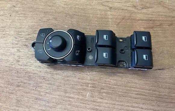 Ford Puma Electric window control switch R1TB14540BAW