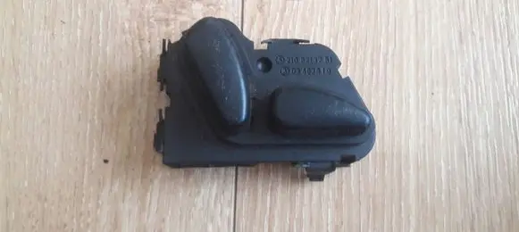 Mercedes-Benz C W203 Seat control switch 2108213751 03463810