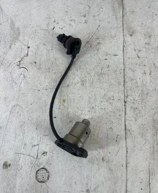 Opel Insignia A Oil level sensor 55352617
