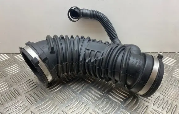 Volkswagen Caddy Turbo air intake inlet pipe/hose 5QF129656K