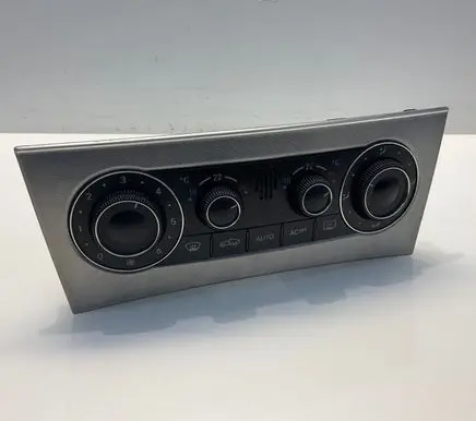 Mercedes-Benz C W203 Climate control unit A2038301785 9140010525 E016446