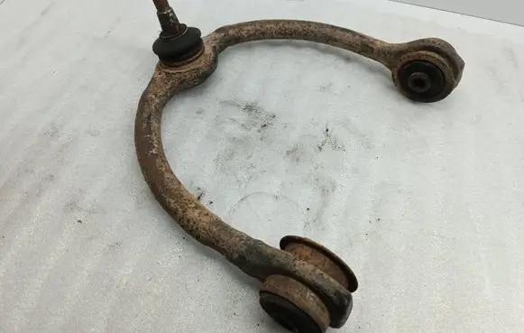 Jeep Grand Cherokee (WK) Front upper control arm/wishbone 