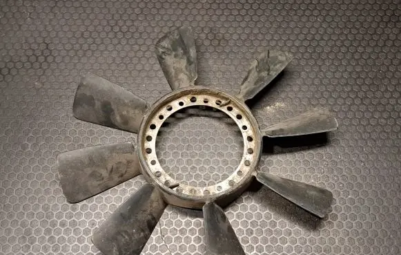 Audi A6 S6 C5 4B Fan impeller 078121301
