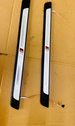 Audi A4 S4 B9 Front sill trim cover 8W0947418A